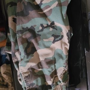 Empyre camo pants from zumiez